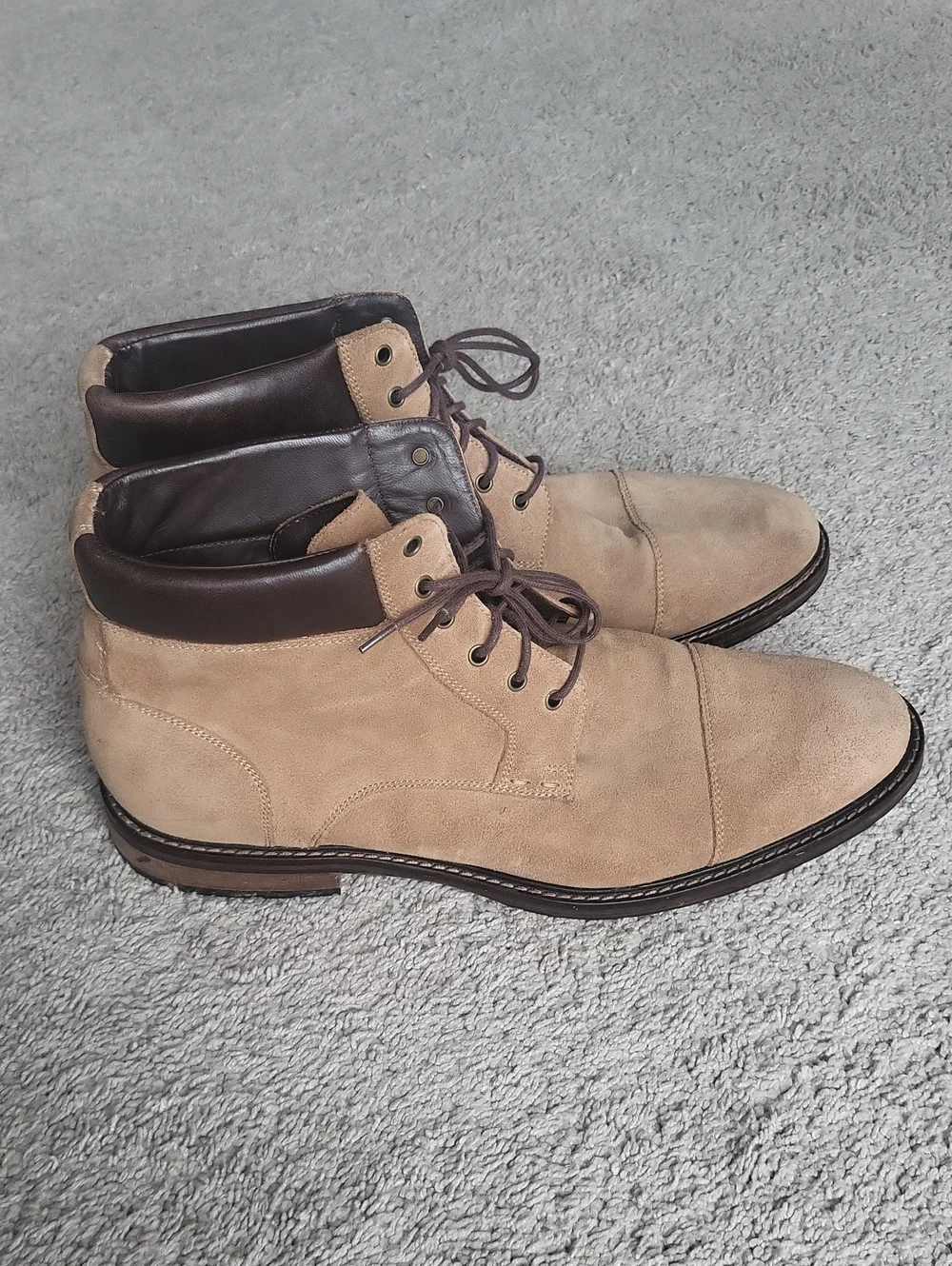 Johnston & Murphy Chukka Boots Mens 11M Tan Suede Cody Cap Toe Lace-Up Ankle